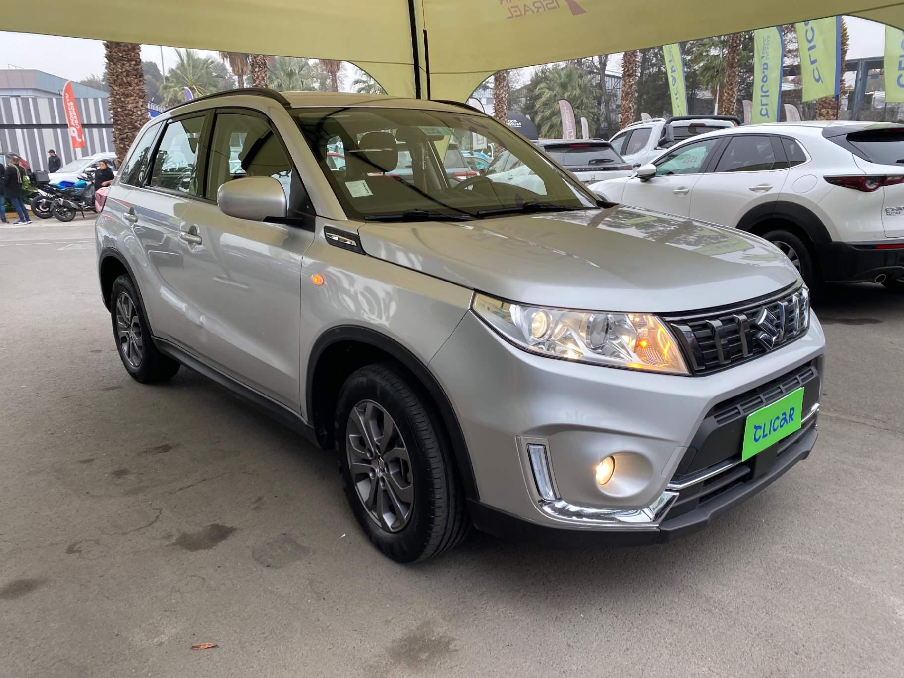 Station Wagon Suzuki Vitara