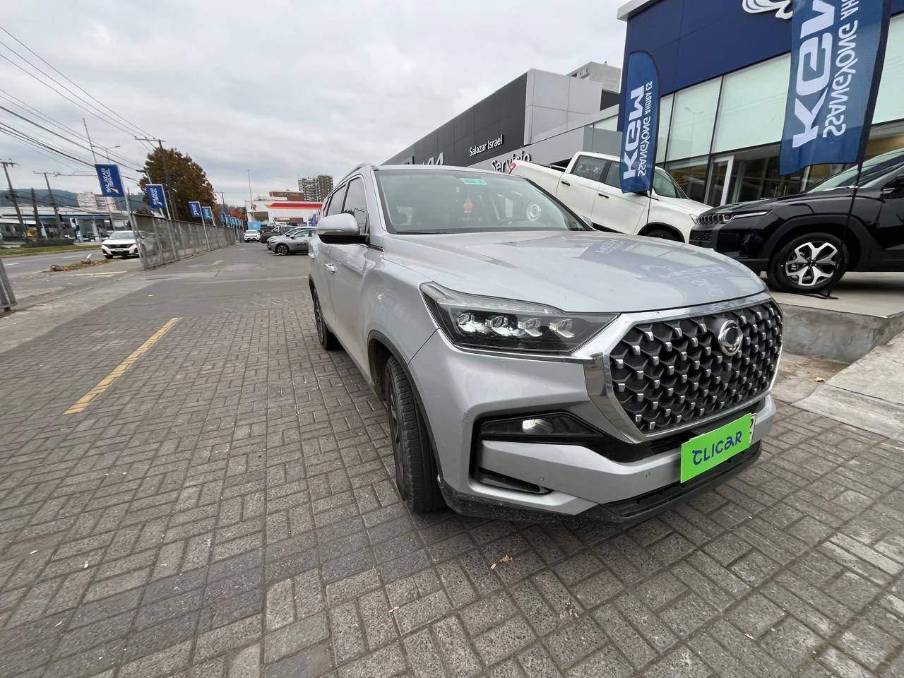 Suv Ssangyong Rexton