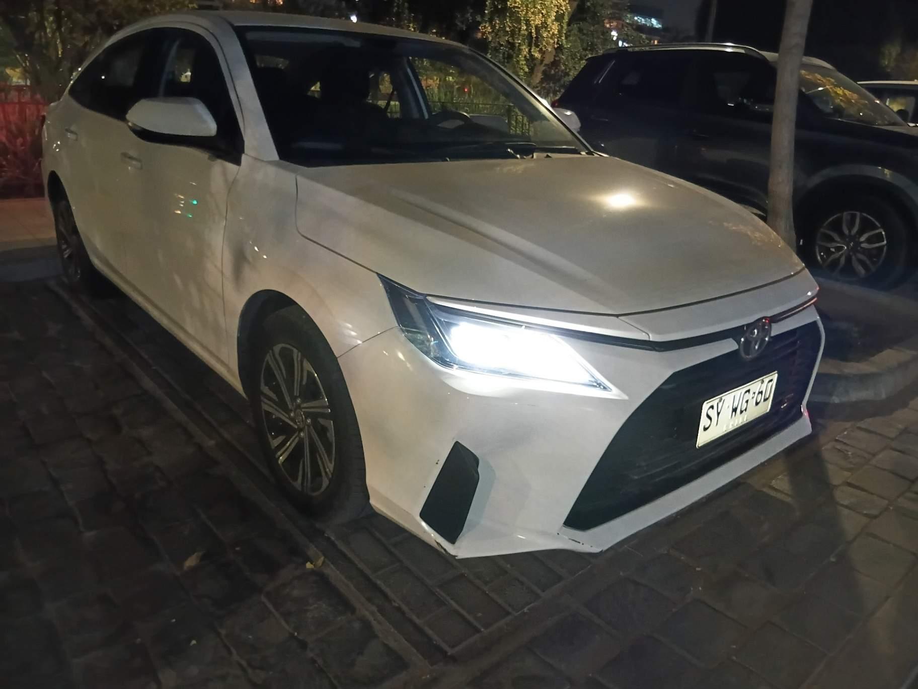 Automovil Toyota Yaris